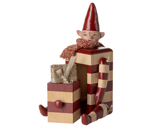Elf With Drawer