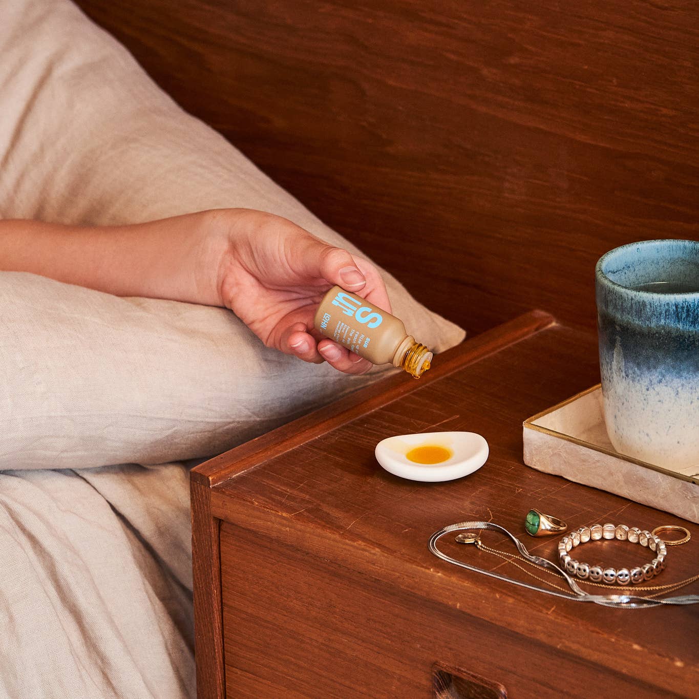 Sur Essential Oil Blend | Cedarwood & Ylang Ylang