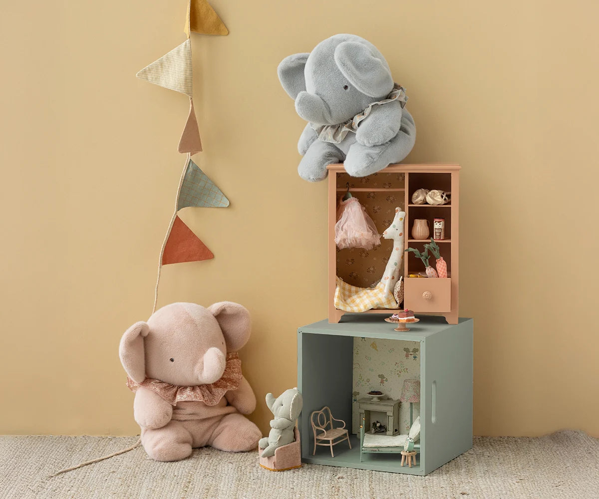 Big Elephant Plush | Powder