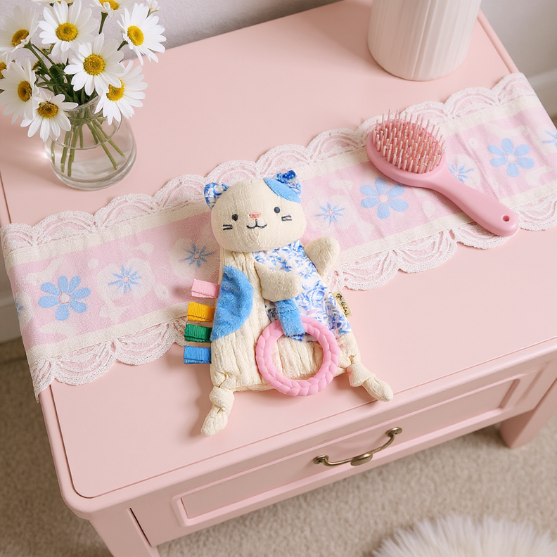 Bitzy Crinkle Sensory Toy + Teether | Kitty