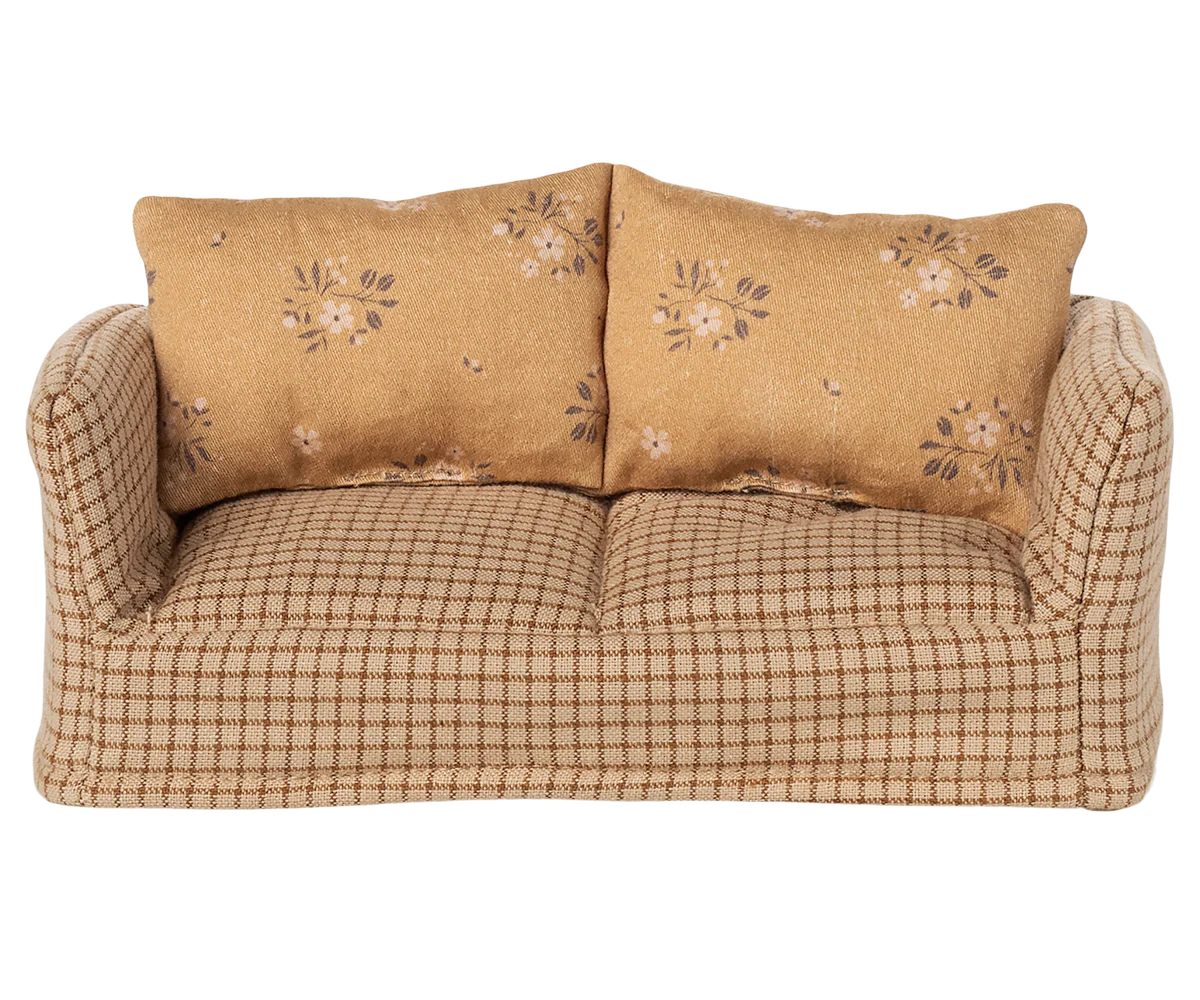Mouse Couch | Mable