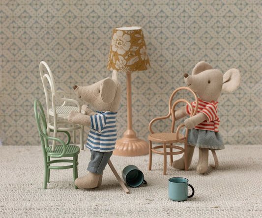 Vintage Mouse Chair | Dark Powder