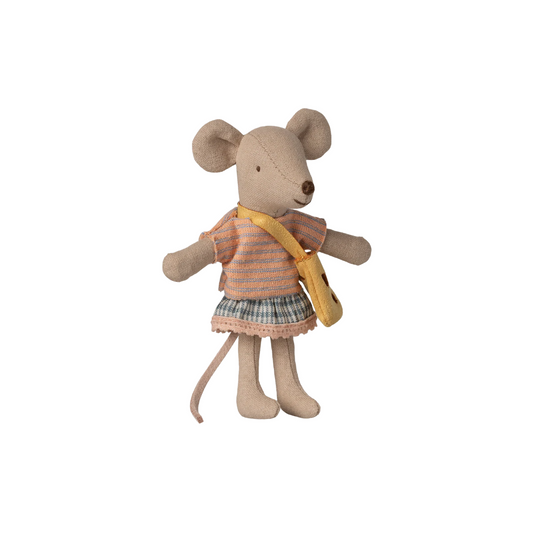 Little Sister Mouse With Bag