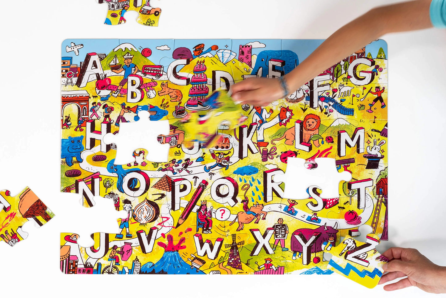 Alphabet City Puzzle | 36 XL Pieces