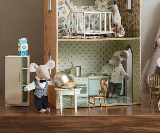 Mouse Refrigerator