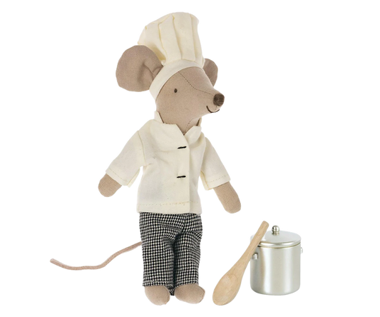 Chef Mouse With Utensils