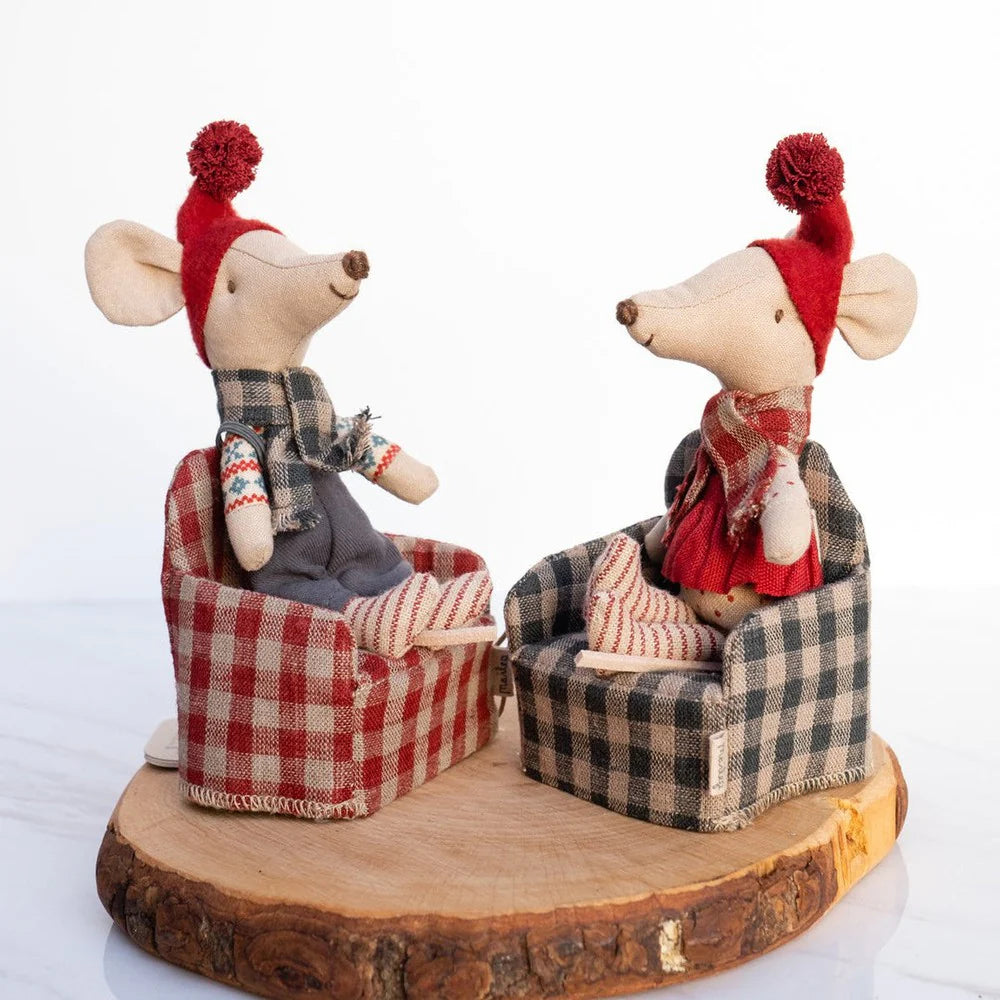 Mouse Chair | Red Plaid