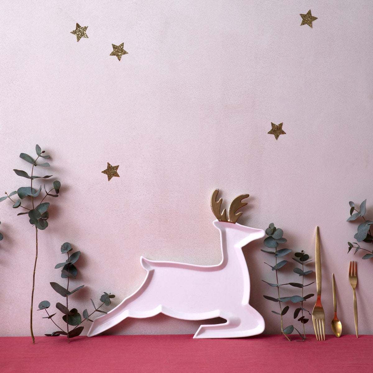 Porcelain Reindeer Plates | Set of 2