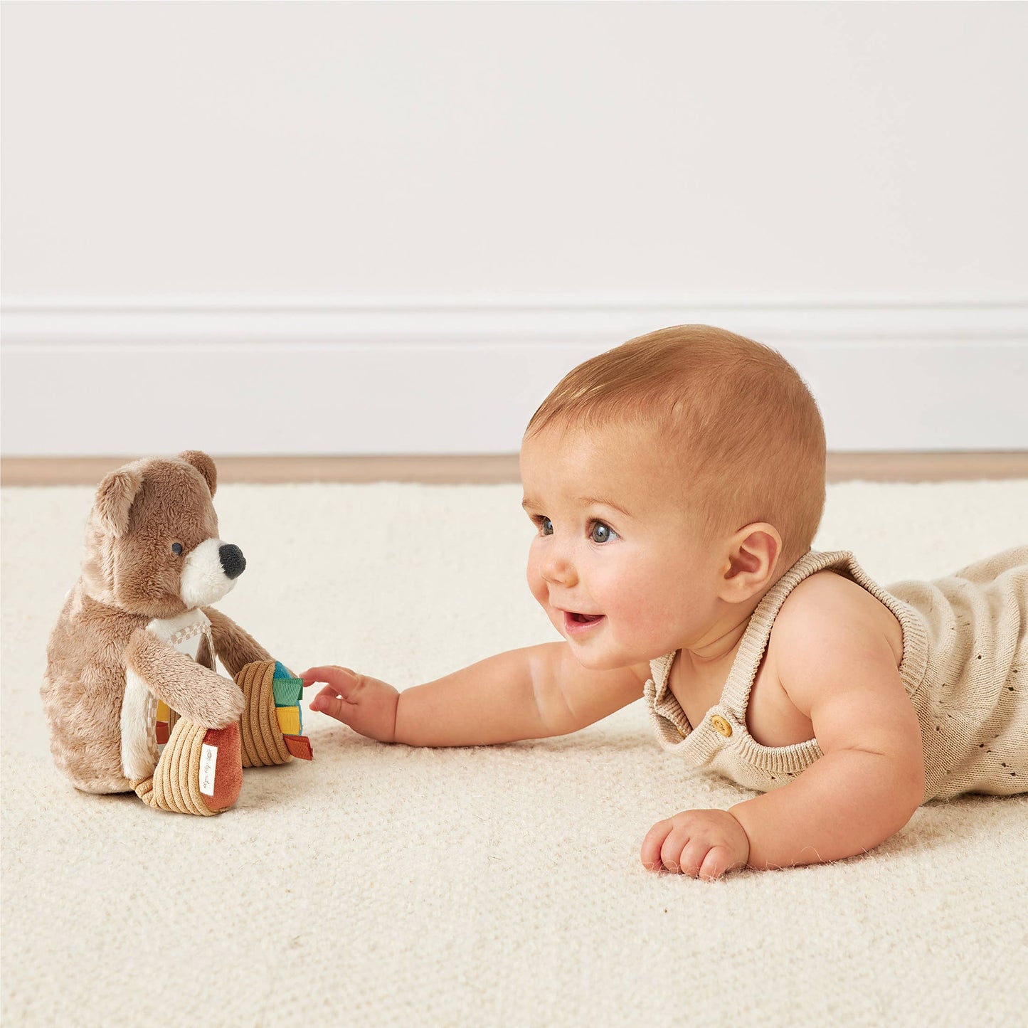 Itzy Bitzy Mirror | Theo The Bear