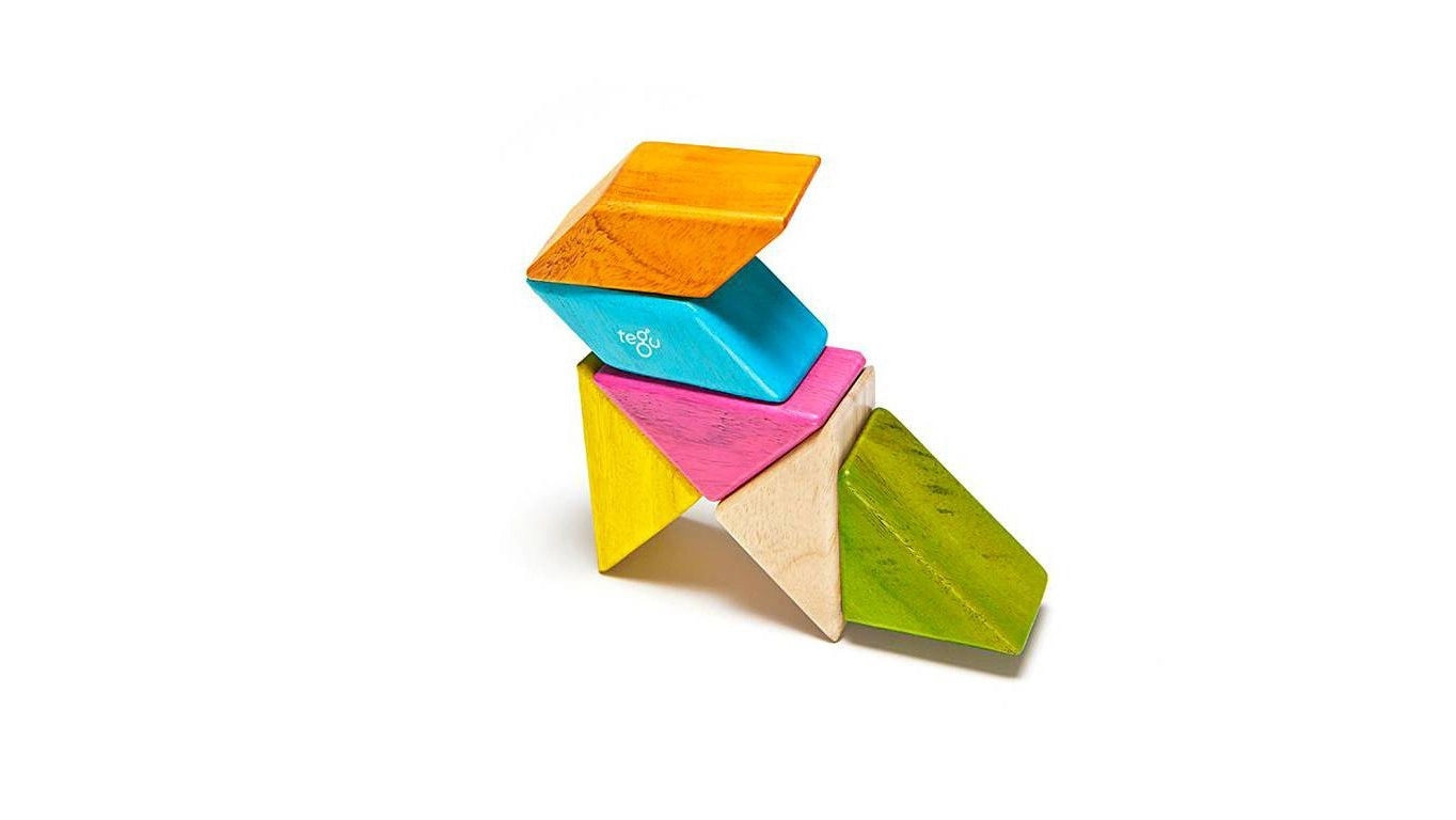 Pocket Pouch Prism | Magnetic Wooden Block Set
